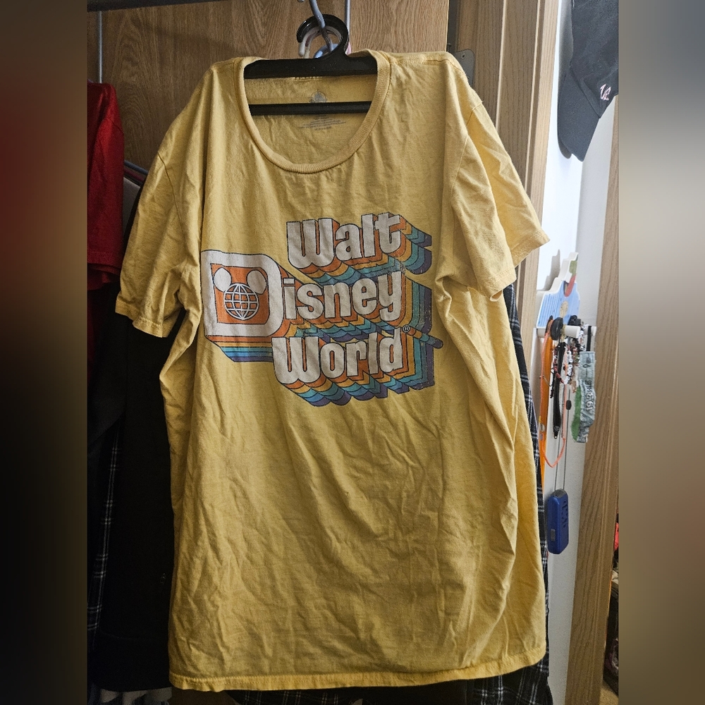 Yellow Walt Disney World T-Shirt XL